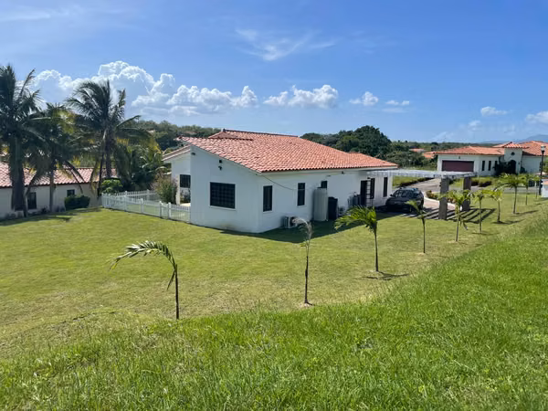 Casa de Ensueño en Hacienda Pacifica, San Carlos