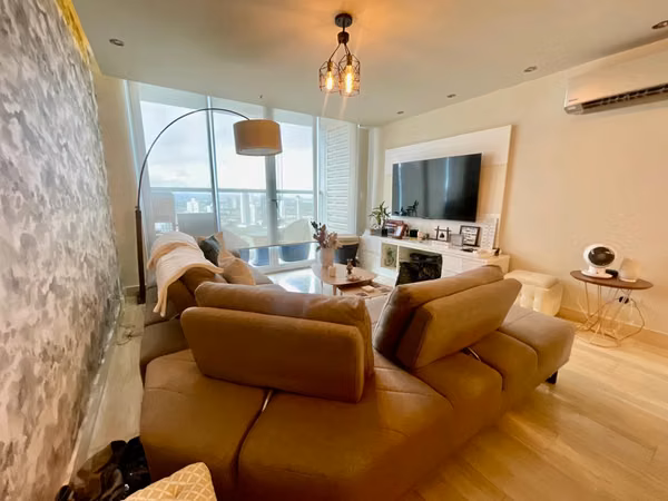Apartment rental in  The Regent Costa del Este