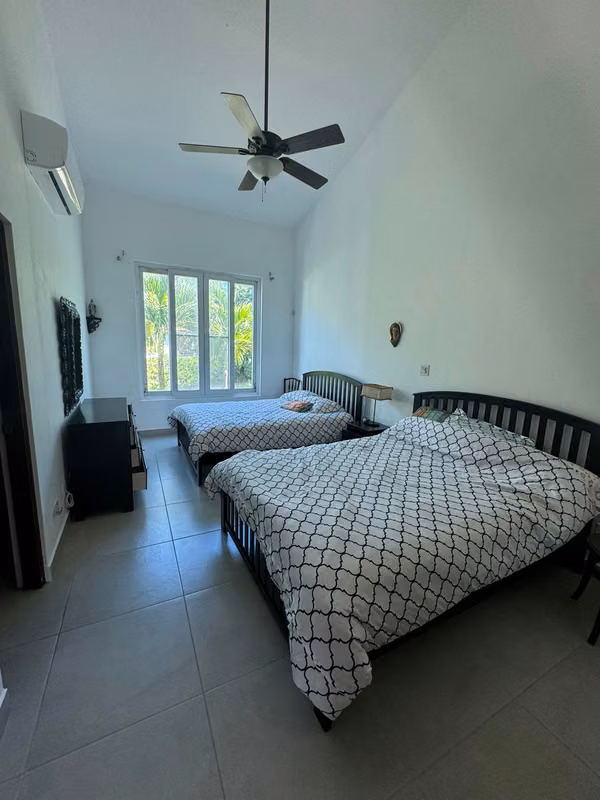 House sale in Punta boat Village