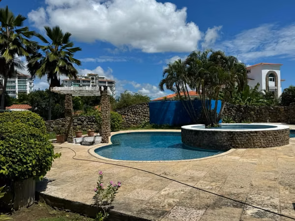 House sale in Punta boat Village