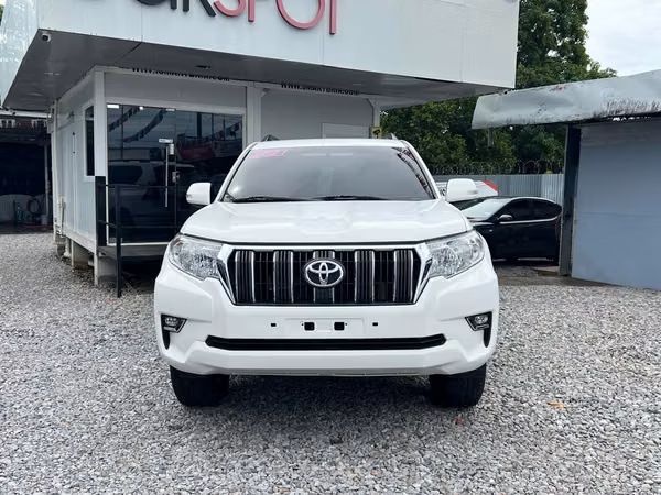 ¡TOYOTA LAND CRUISER PRADO AUTOMATICA 2022! (DISPONIBLE EN DAVID-CHIRIQUI)