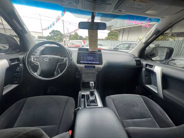 ¡TOYOTA LAND CRUISER PRADO AUTOMATICA 2022! (DISPONIBLE EN DAVID-CHIRIQUI)