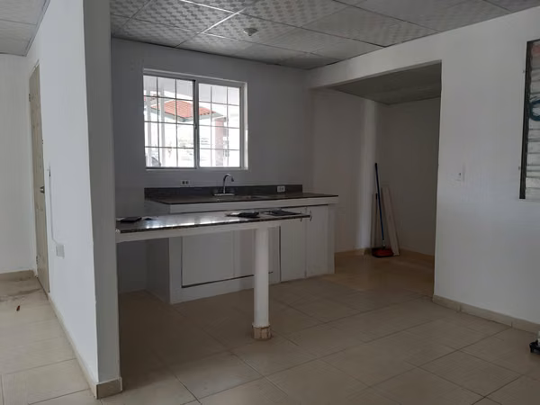 Se Vende Casa en Vacamonte en urbanización La Reina