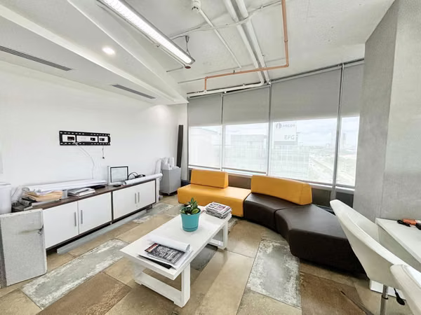 PRIME 507 - Office Space for Sale un Santa Maria Business District