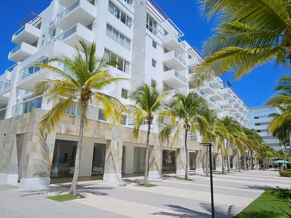 For Sale: Apartment in Town Center Playa Blanca – $9300