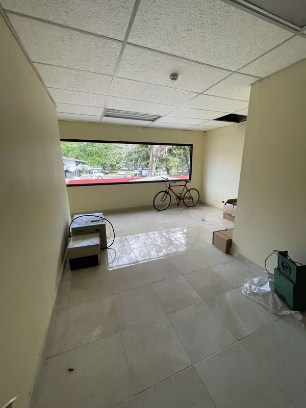 Building for sale located in LA BOCA Canal Area