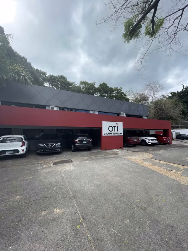 Building for sale located in LA BOCA Canal Area