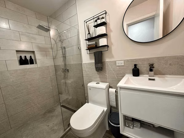 CASCO VIEW- HERMOSO APARTAMENTO FULL AMOBLADO $1,200