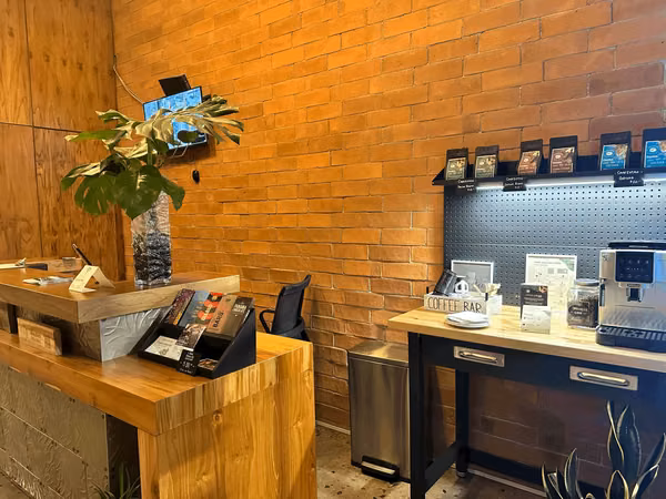 CASCO VIEW- HERMOSO APARTAMENTO FULL AMOBLADO $1,200