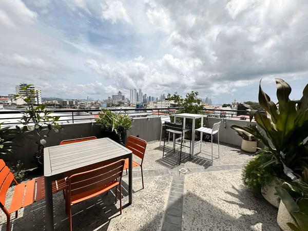 CASCO VIEW- HERMOSO APARTAMENTO FULL AMOBLADO $1,200