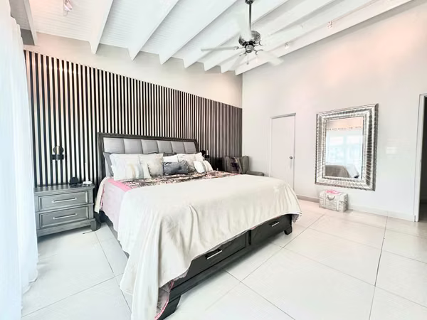 For Sale house in La Alameda, Bethania
