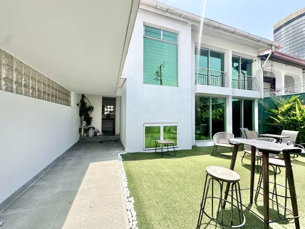 For Sale house in La Alameda, Bethania