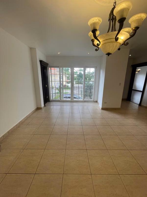 Luxury house in private community costa del este