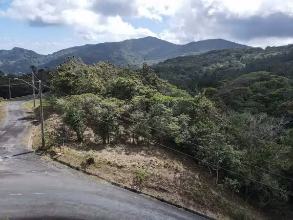 Lote en Esquina en Venta en Asturias, Altos del Maria