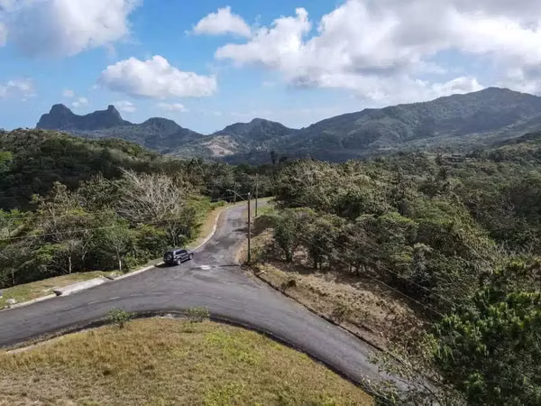 Lote en Esquina en Venta en Asturias, Altos del Maria