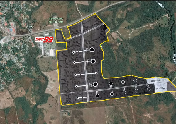 Venta de terreno comercial en la Via Interamericana (Playa Blanca)