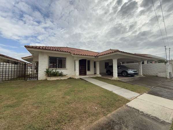Sale of house in chitre
