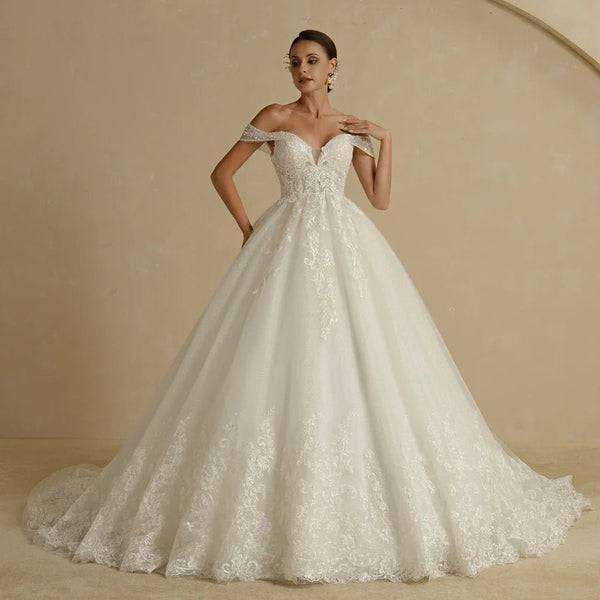 Vestido de novia,corte princesa,escote corazón bajo,mangas caídas,encaje en toda la orilla,Talla S/M
