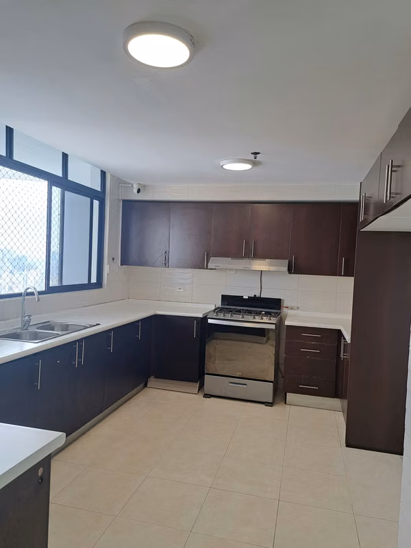 SELL Spacious and bright apartment Pacific Hills Elite Torre 400 Dos Mares