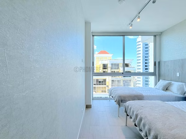 Spacious Apartment in Obarrio Available for Sale