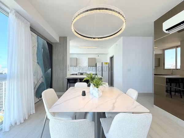 Spacious Apartment in Obarrio Available for Sale