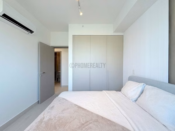 Spacious Apartment in Obarrio Available for Sale