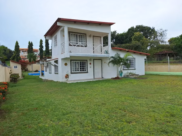 3-Bedroom Beach House with Pool and Jacuzzi in Costa Esmeralda