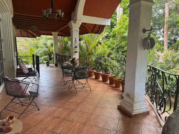 Spacious House for sale, Albrook
