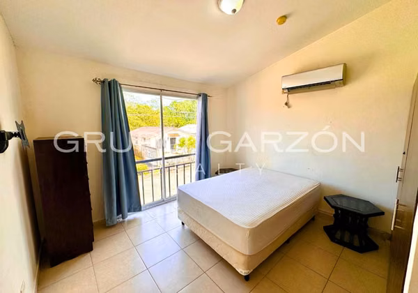 Cornered house for sale in Arraijan (PH Residencial Aragón)