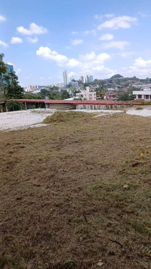 TERRENO  URBANIZACION LOS ANGELES - LOTE L-17