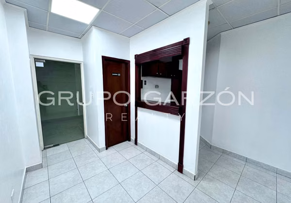 Medical Office for sale at San Fernando Hospital (Specialized Center)