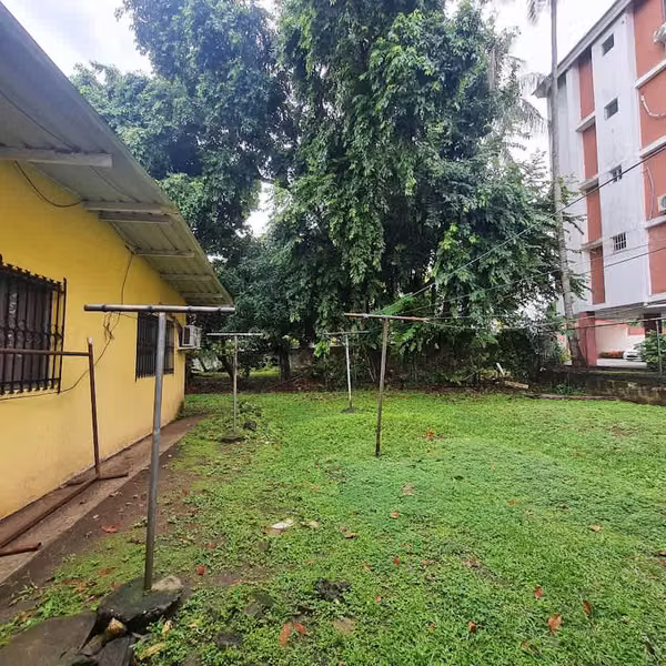Excellent 10,700 ft2, increase your investment. Good place&amp;price.