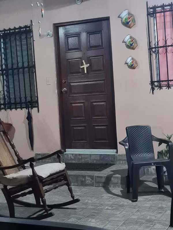 Excellent 10,700 ft2, increase your investment. Good place&amp;price.