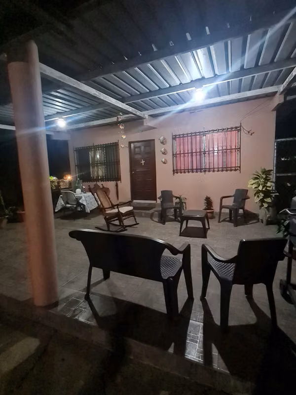 Excellent 10,700 ft2, increase your investment. Good place&amp;price.