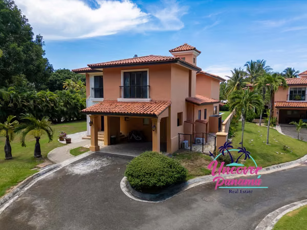 For sale luxury Beach Home in Buenaventura