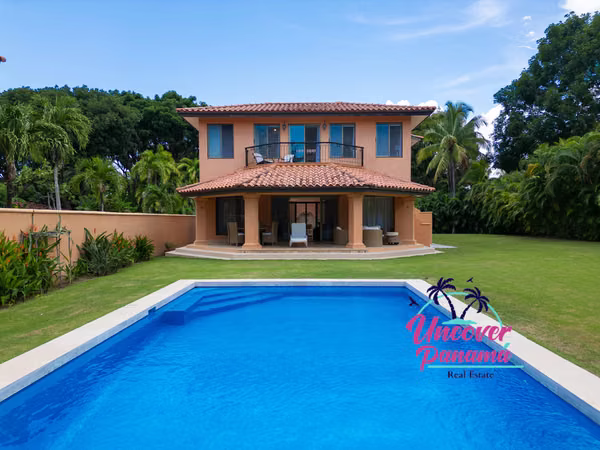 For sale luxury Beach Home in Buenaventura