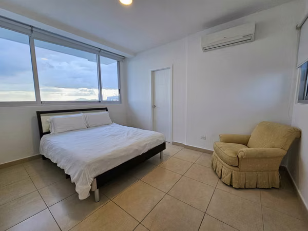 OASIS ON THE BAY - HIGH FLOOR OCEAN FRONT - 240 m2