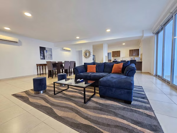 OASIS ON THE BAY - HIGH FLOOR OCEAN FRONT - 240 m2
