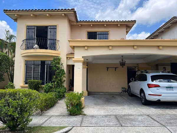 Venta de Casa en Condado del Rey, PH Paseo Dorado, 418m2 de terreno
