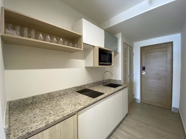 Surfside Condo for Sale: Prime Investment Opportunity