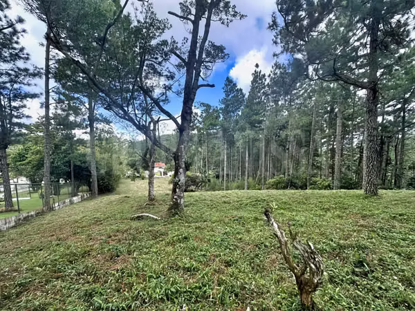 Oportunidad! Se Vende Terreno en Zona Alta - Altos del Maria