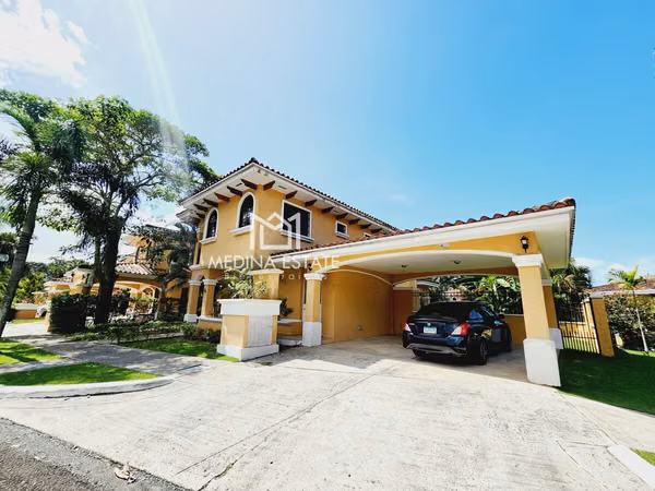 House for sale in Clayton Village - Luxury, Exclusivity and Nature