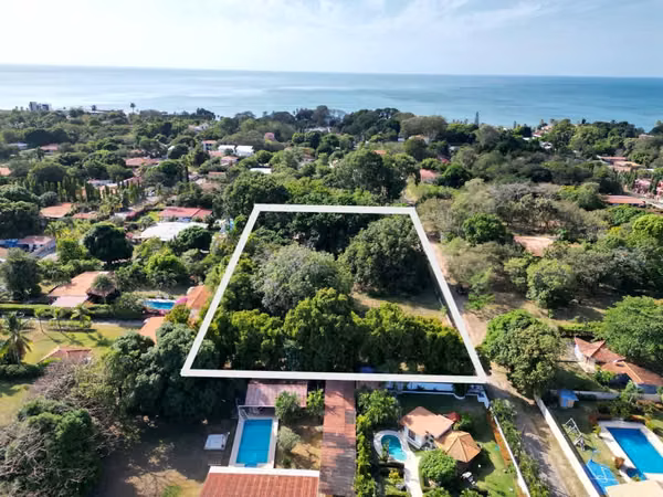 CORONADO TERRENO EN VENTA 4,500m²