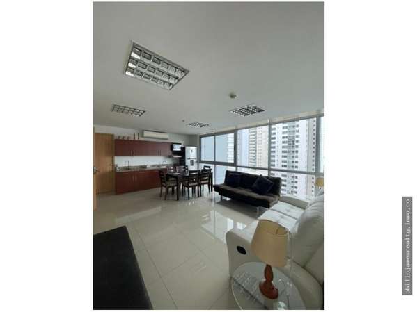 Venta de Oficina en Avenida Balboa, PH Colores de Bella Vista
