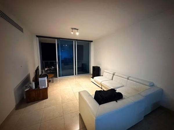 Live in Luxury and Comfort at PH H2O, Avenida Balboa!