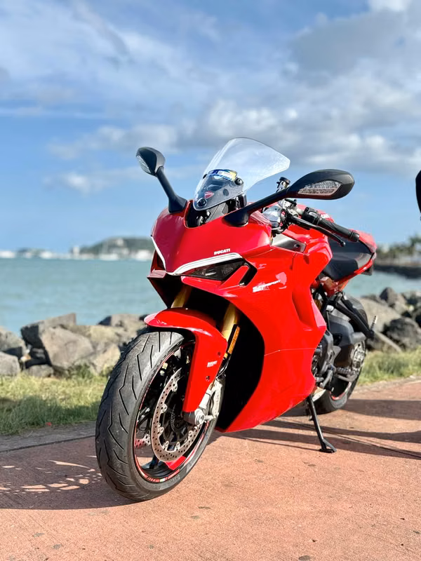Ducati Supersport 950S