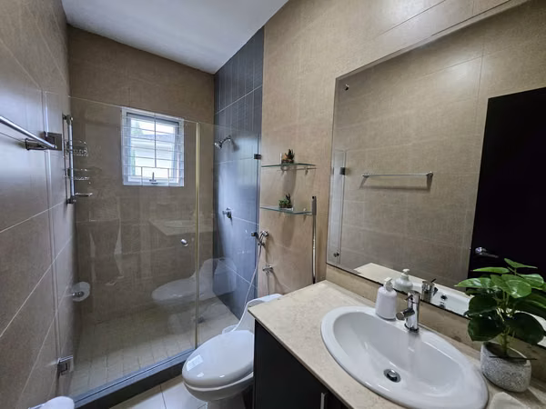 VENTA DE CASA EN DORADO VILLAGE EN CONDADO DEL REY