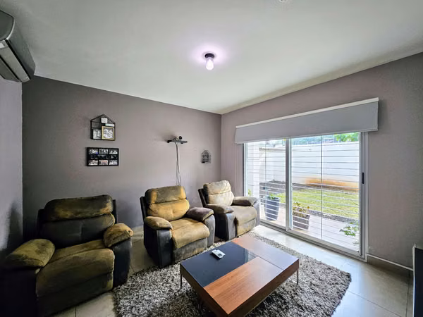 VENTA DE CASA EN DORADO VILLAGE EN CONDADO DEL REY