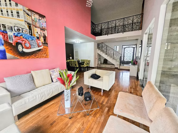 VENTA DE CASA UNIFAMILIAR EN FUENTE DEL FRESNO CONDADO DEL REY REMODELADA