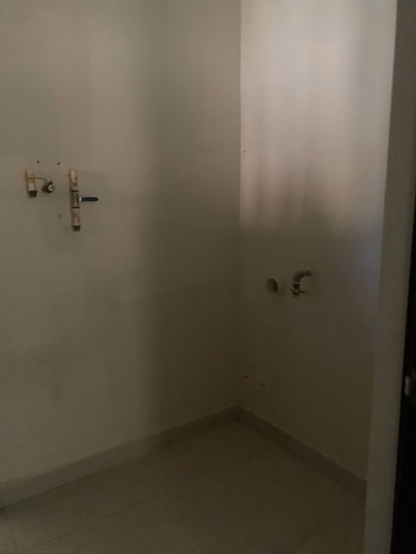BANK SELLS HOUSE IN PH SF WOODLANDS